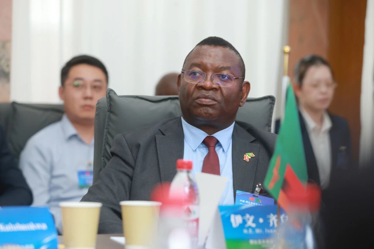 SEM Evan Chulu, ambassadeur de Zambie