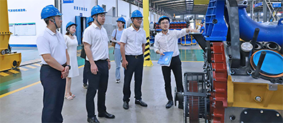 Visite de recherche à Hunan Liyu Science and Technology Industrial Park par Xiangjiang New District Offiners District